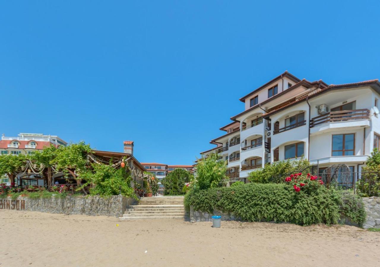 Robinson Beach Apartments Elenite Exterior photo